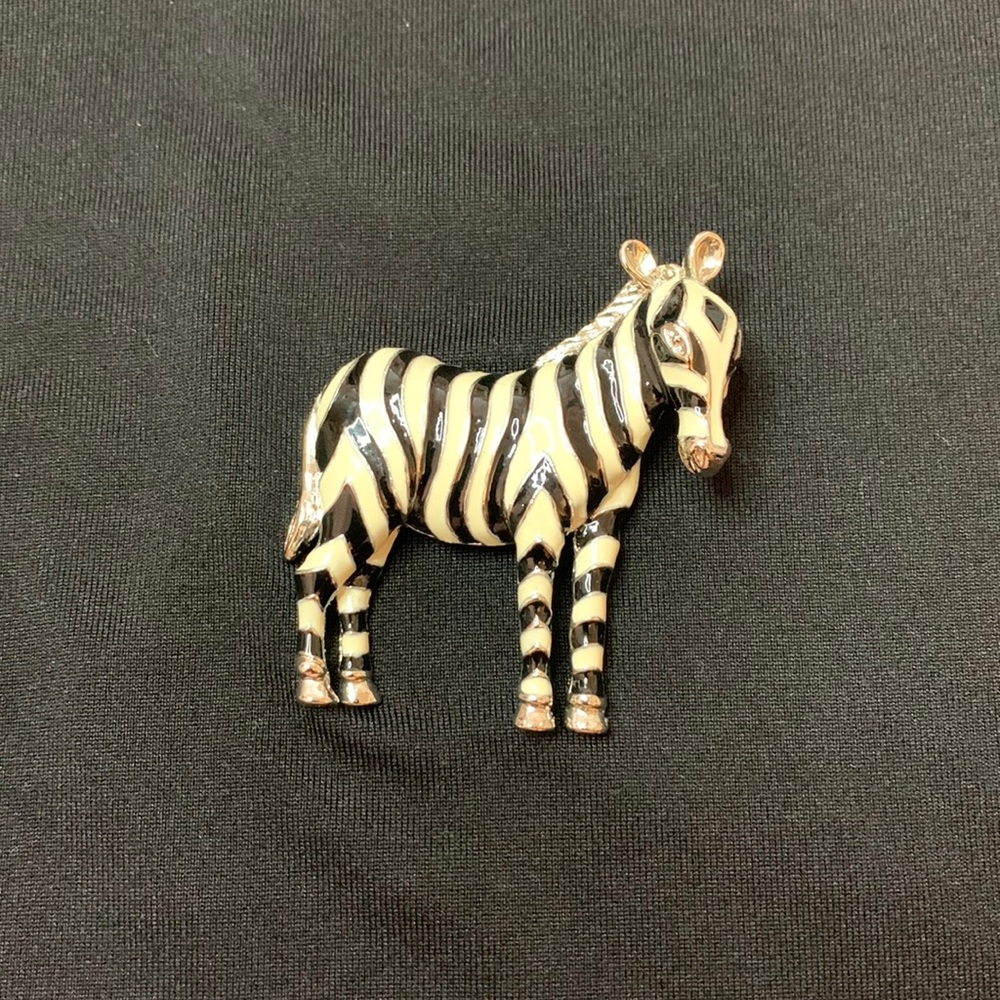 Zebra Brooch 🦓